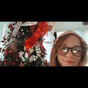 Meet your Posher, Meredith